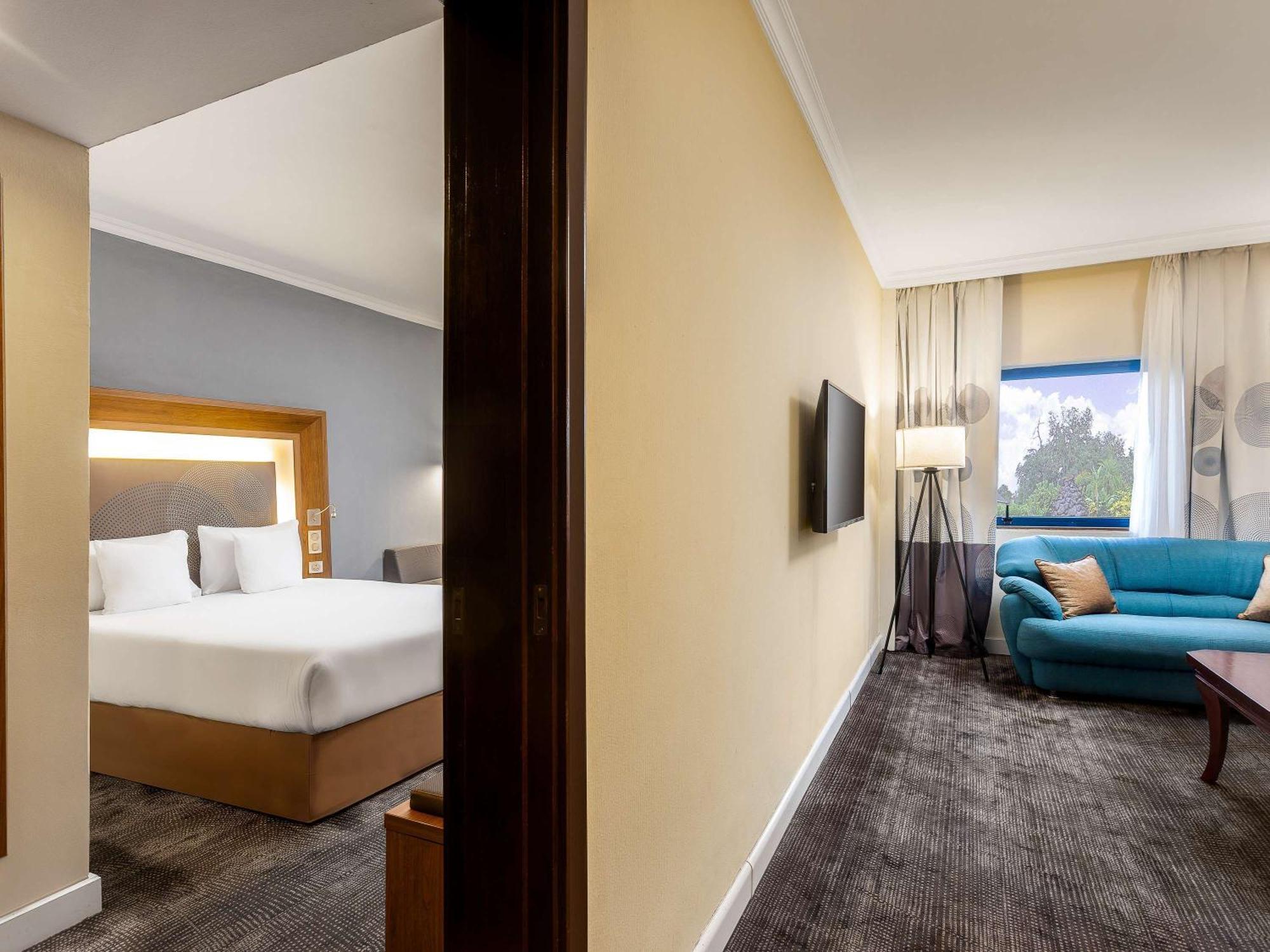 Novotel Порт-Харкурт Екстер'єр фото
